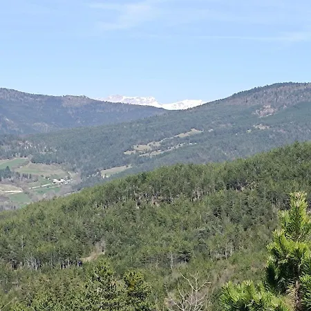 Maison agréable aux pieds des sources de la Drôme Сasa de vacaciones *