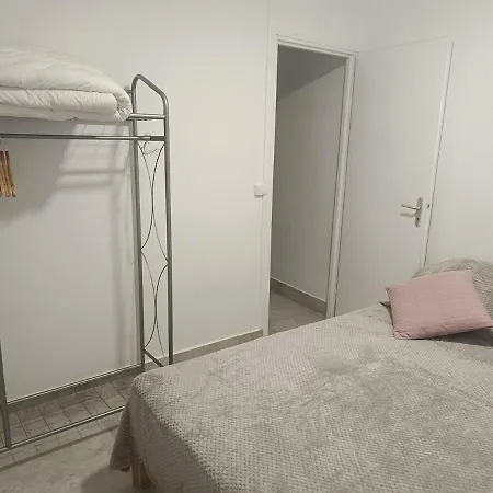 Сasa de vacaciones Maison agréable aux pieds des sources de la Drôme