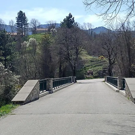 Maison agréable aux pieds des sources de la Drôme *